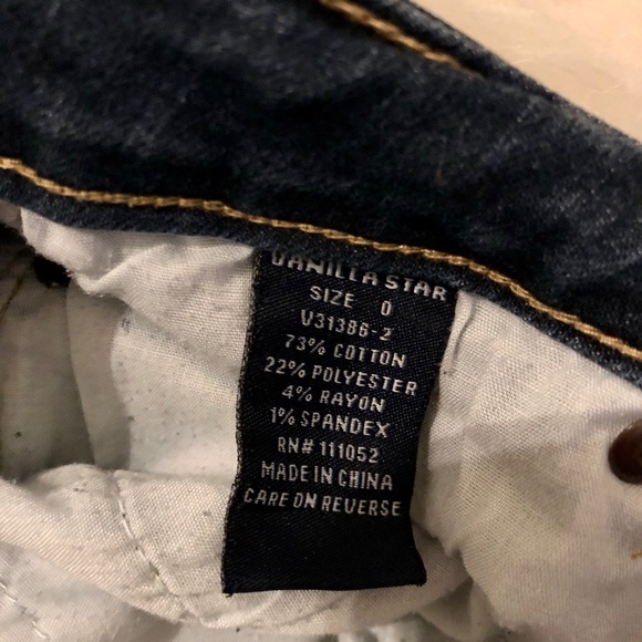 dark wash ripped jeans! - Picture 3 of 3